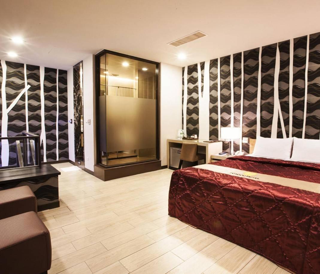 Foxdou Business Motel Тайнан Екстериор снимка